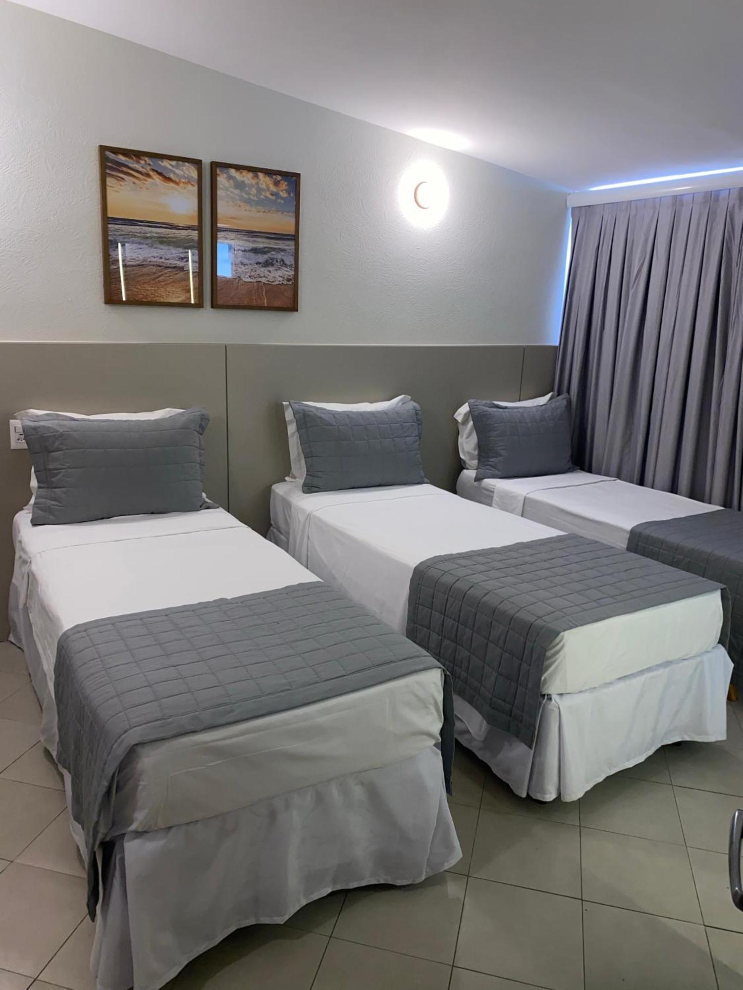 Malibu Plaza Hotel Lauro de Freitas Extérieur photo