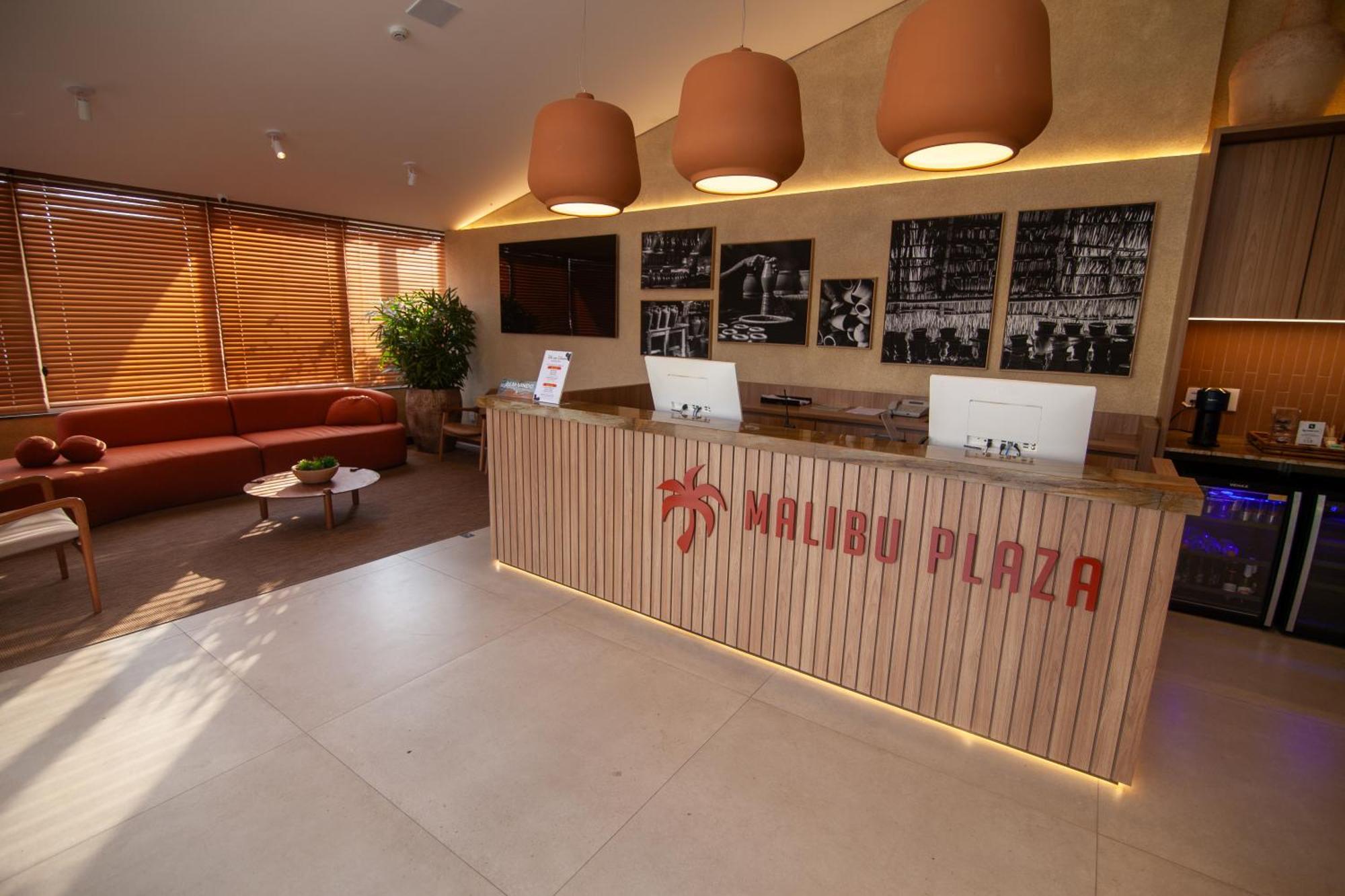Malibu Plaza Hotel Lauro de Freitas Extérieur photo