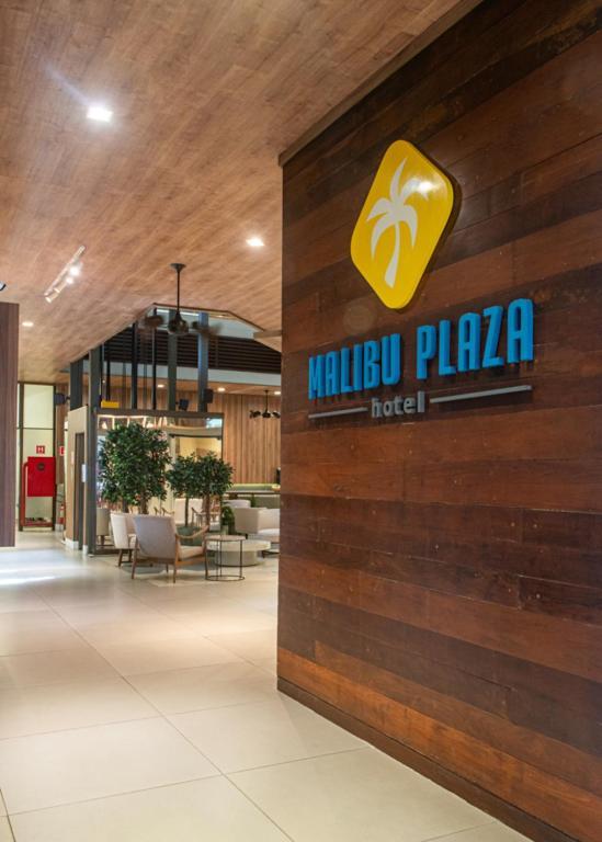 Malibu Plaza Hotel Lauro de Freitas Extérieur photo