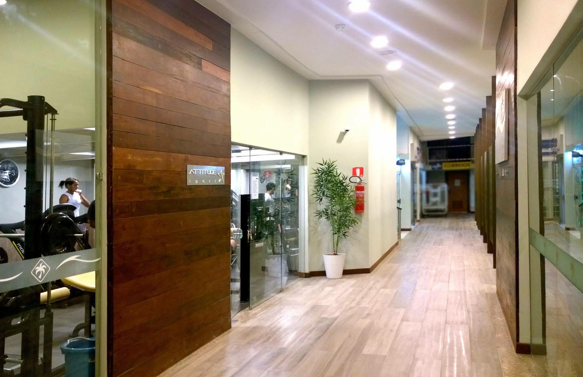 Malibu Plaza Hotel Lauro de Freitas Extérieur photo